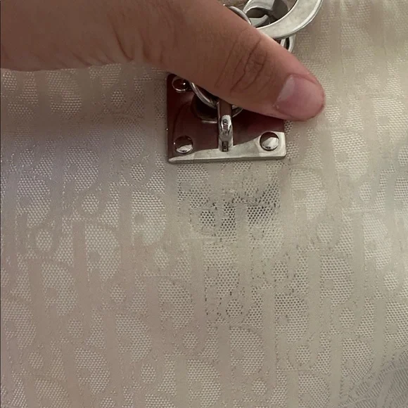 Elegant Cream Dior Shoulder Bag🤍 - Picture 10 of 15